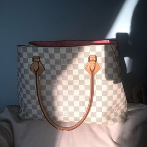 Louis Vuitton Handbag